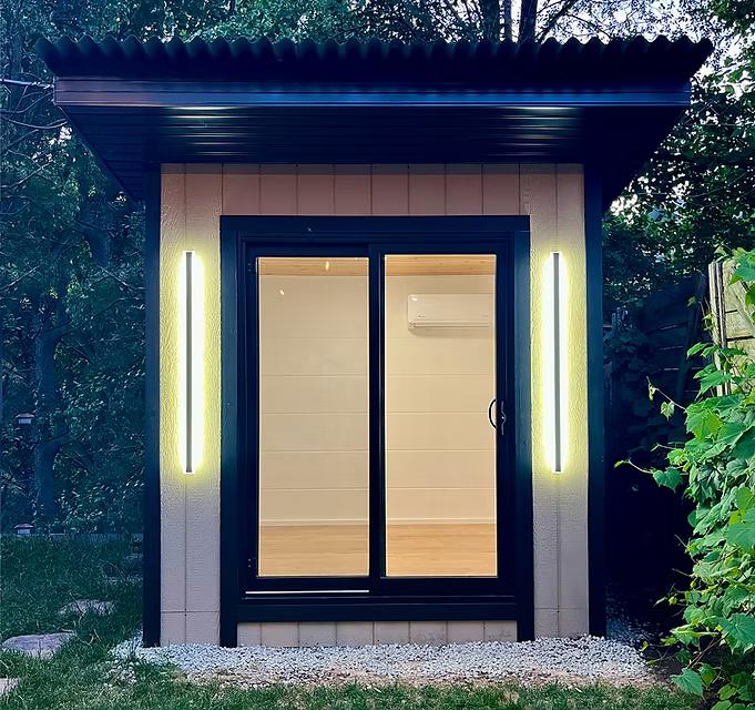 A backyard office in Toronto